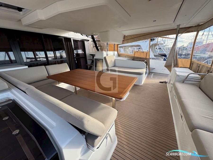 Fountaine Pajot Aura 51
