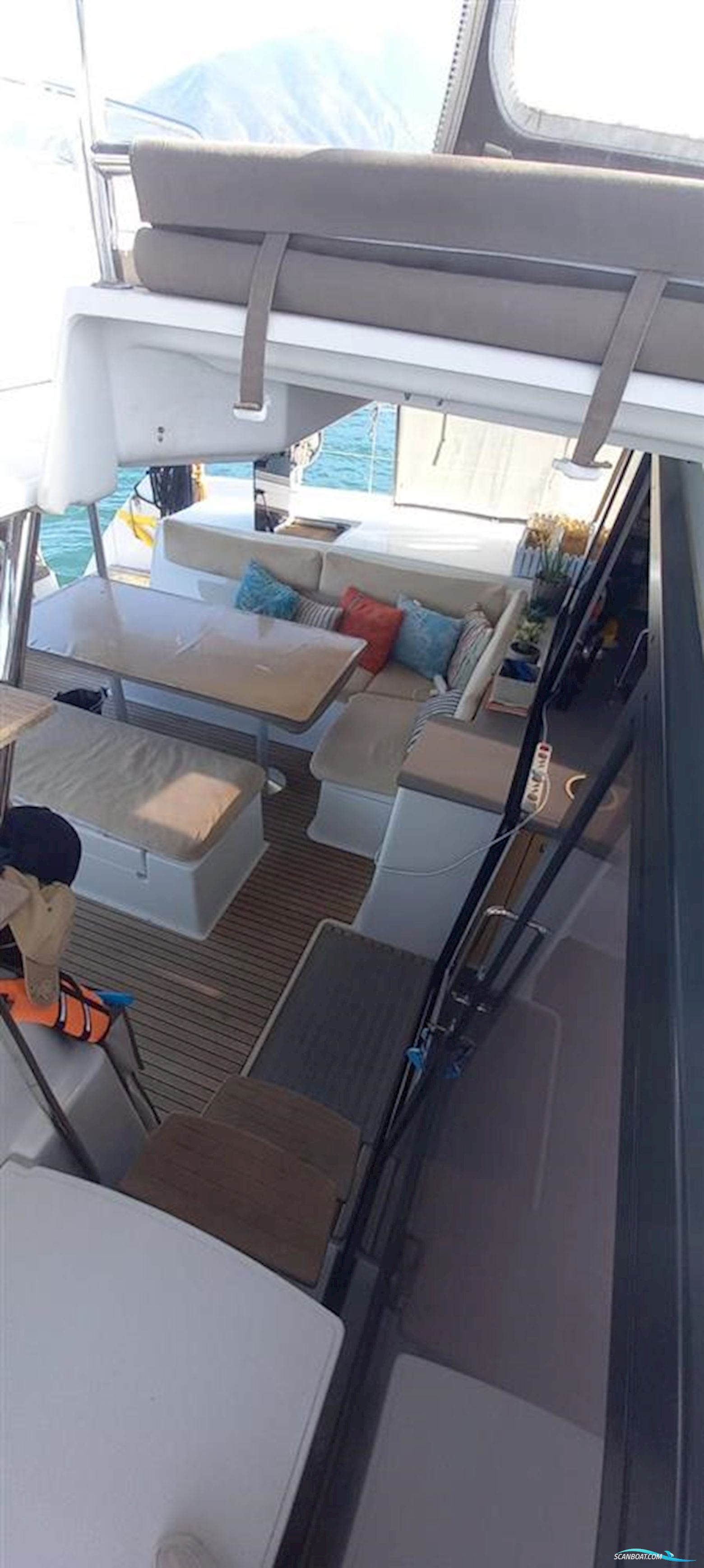Fountaine Pajot Helia 44