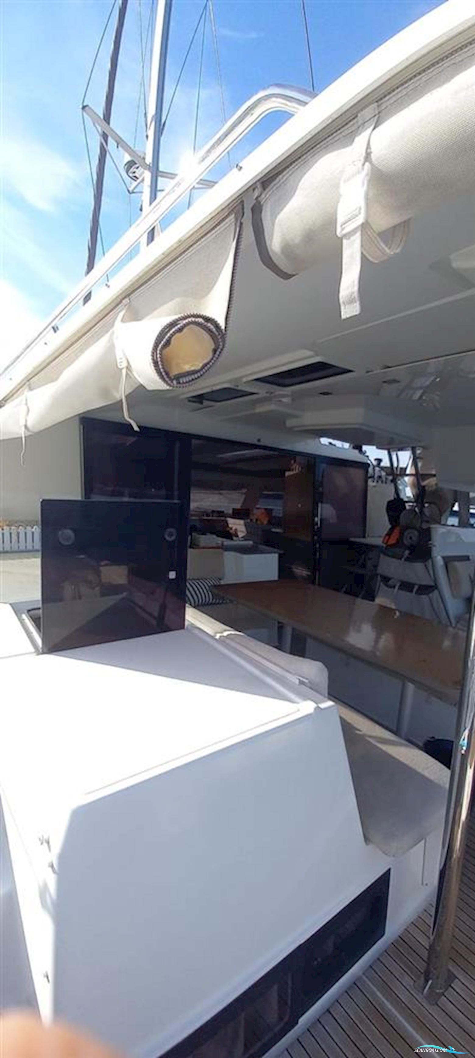 Fountaine Pajot Helia 44