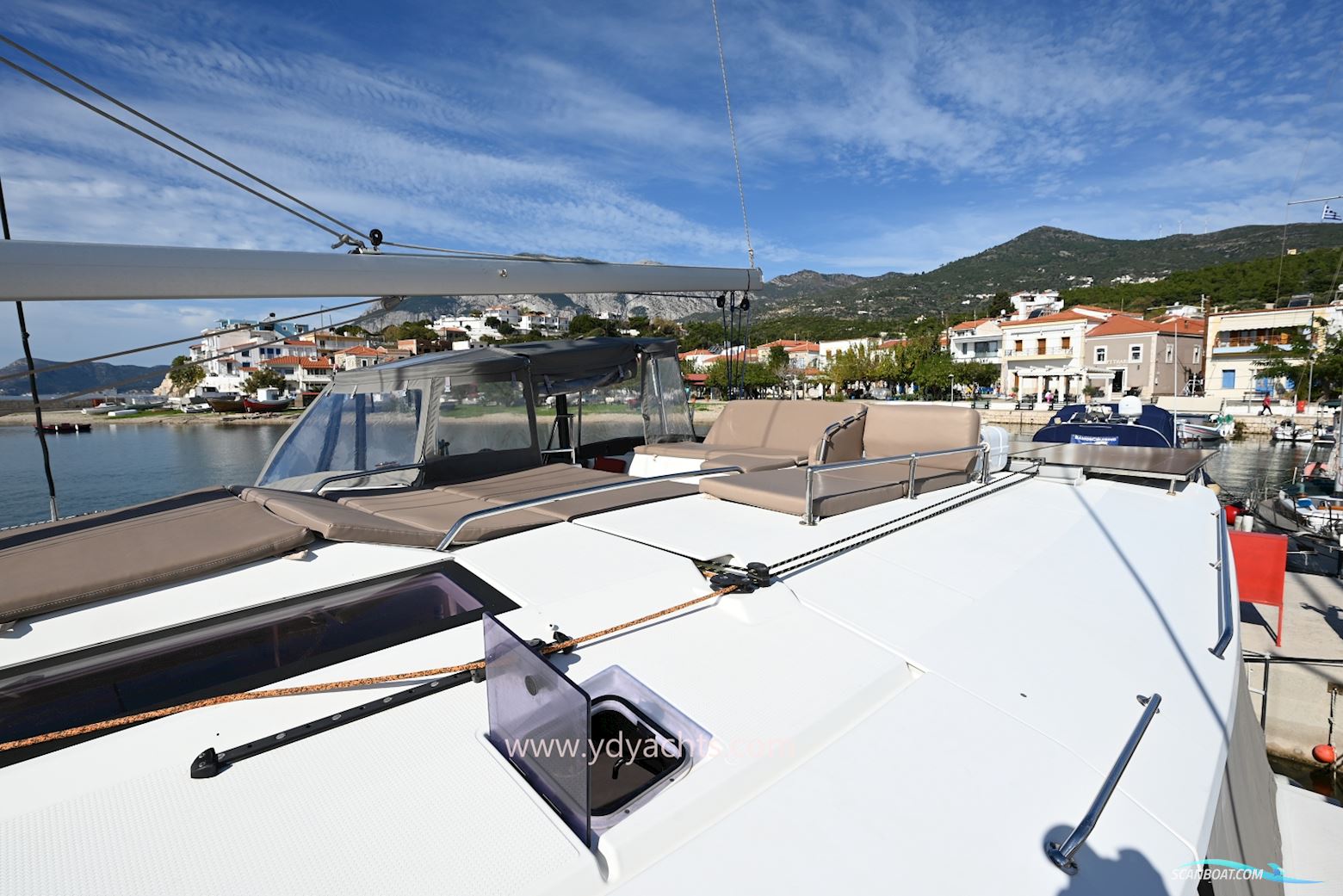 Fountaine Pajot Helia 44