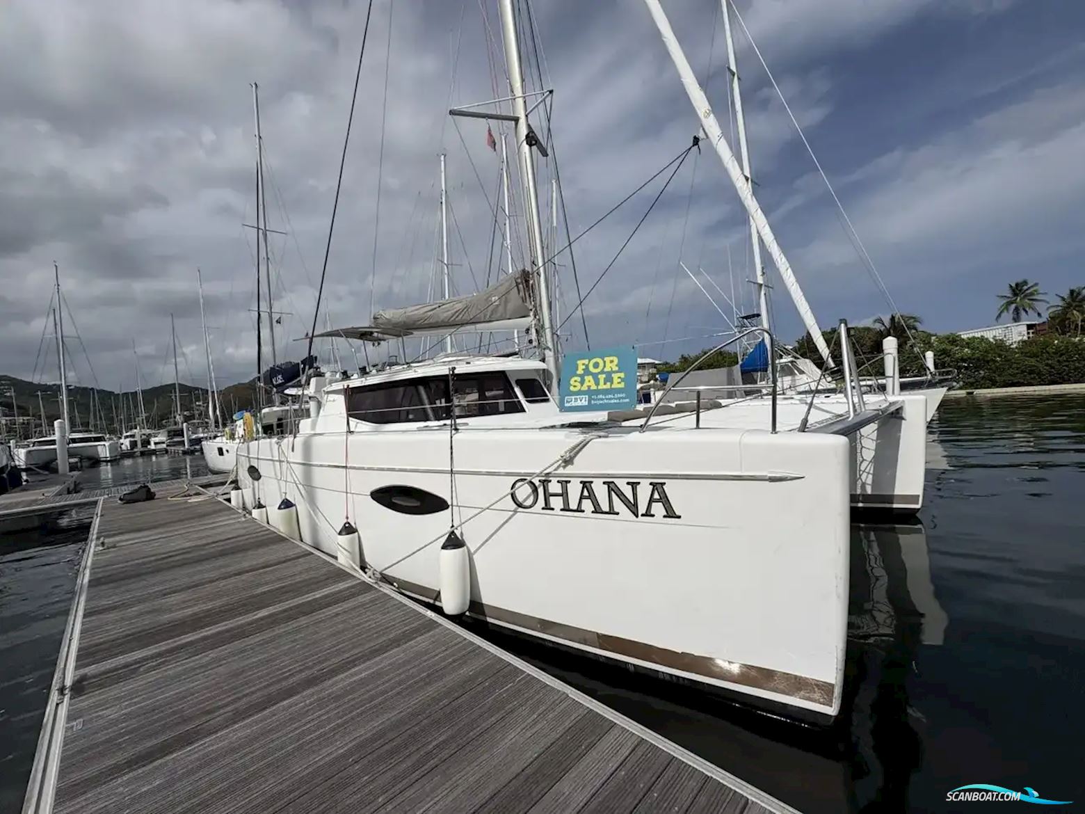 Fountaine Pajot Helia 44