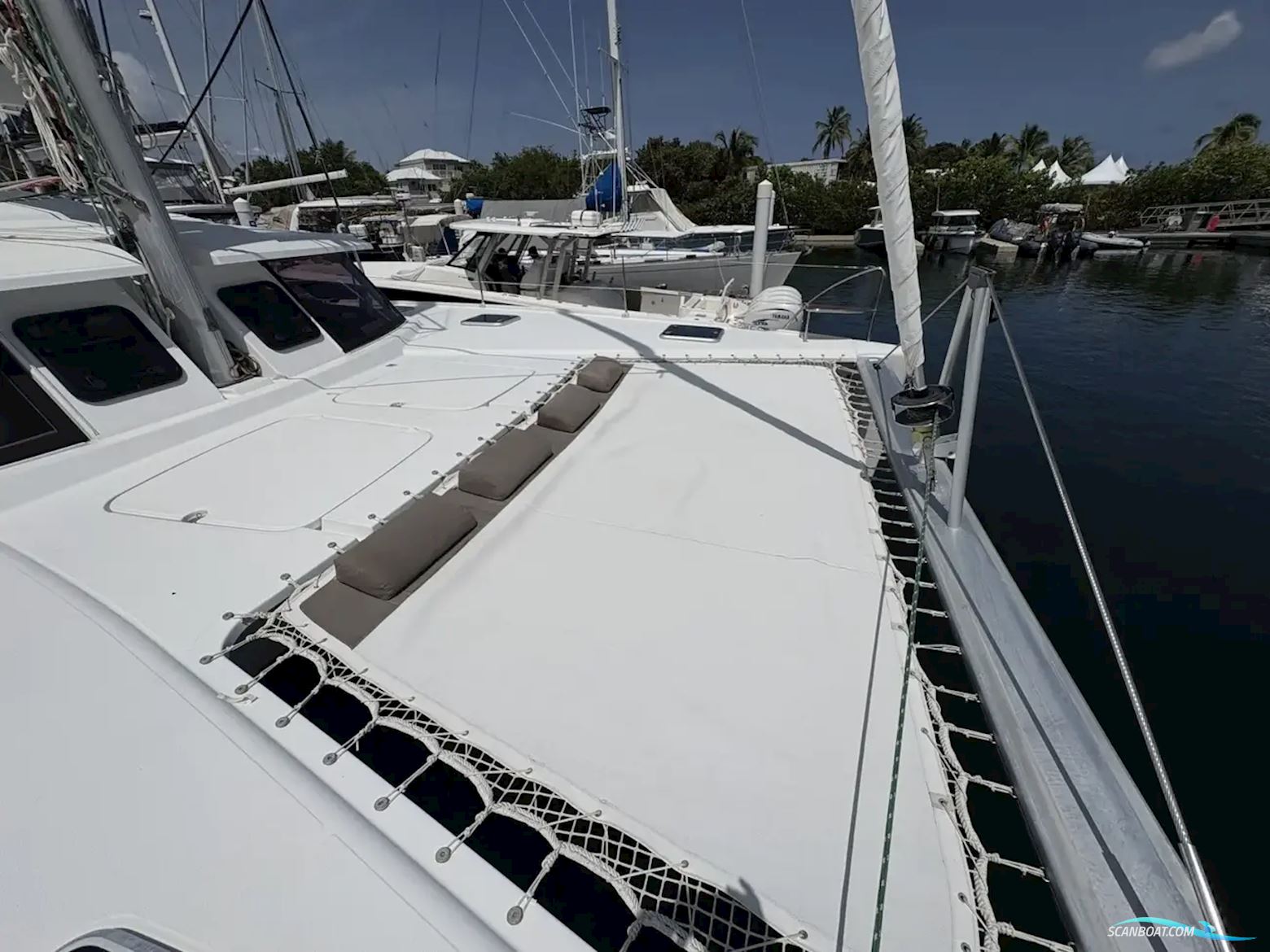 Fountaine Pajot Helia 44