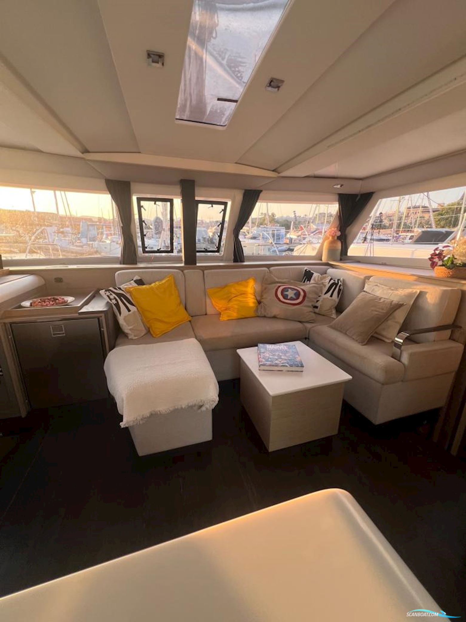 Fountaine Pajot Isla 40