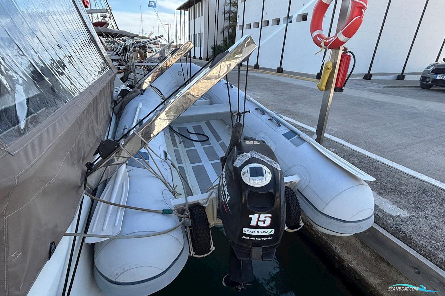 Fountaine Pajot Lucia 40