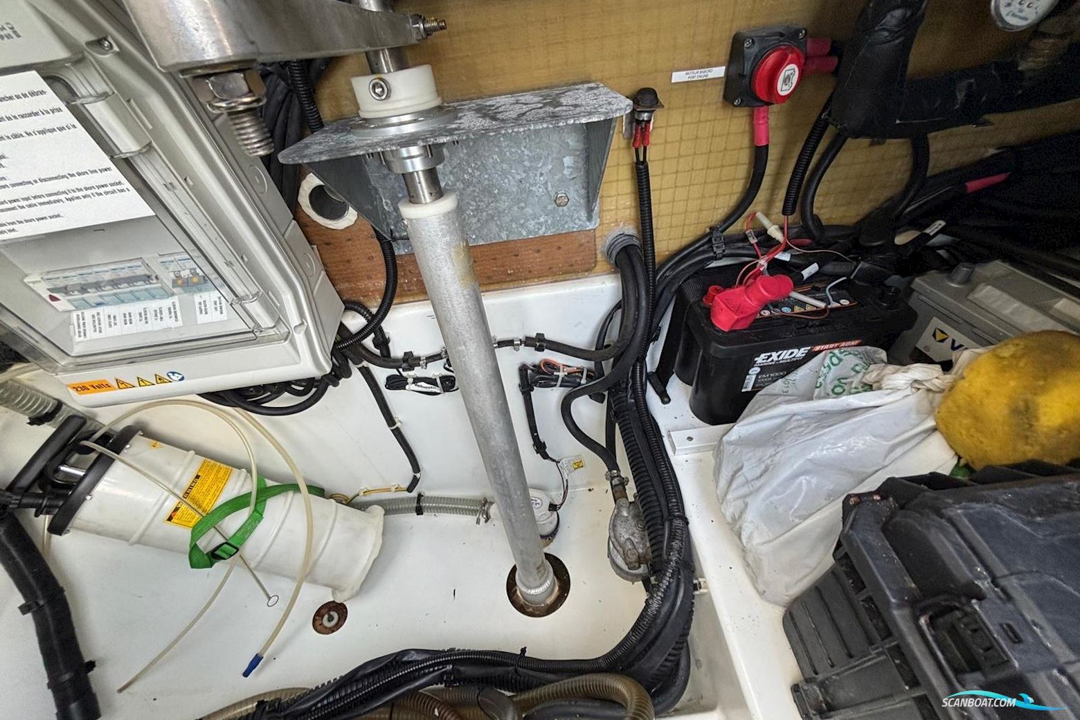 Fountaine Pajot Lucia 40