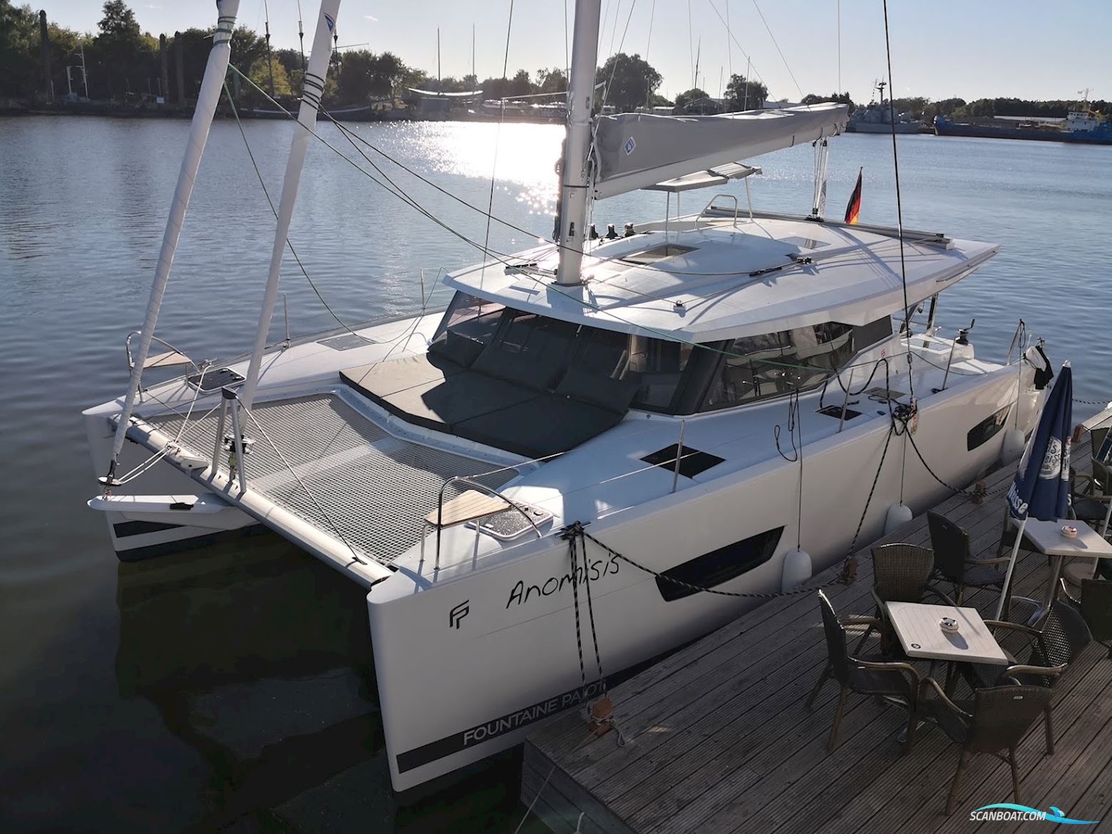Fountaine Pajot Lucia 40