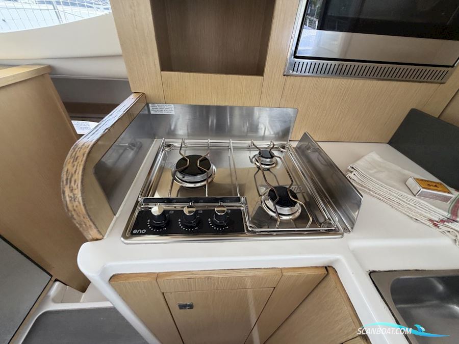 Fountaine Pajot Mahe 36 Evolution