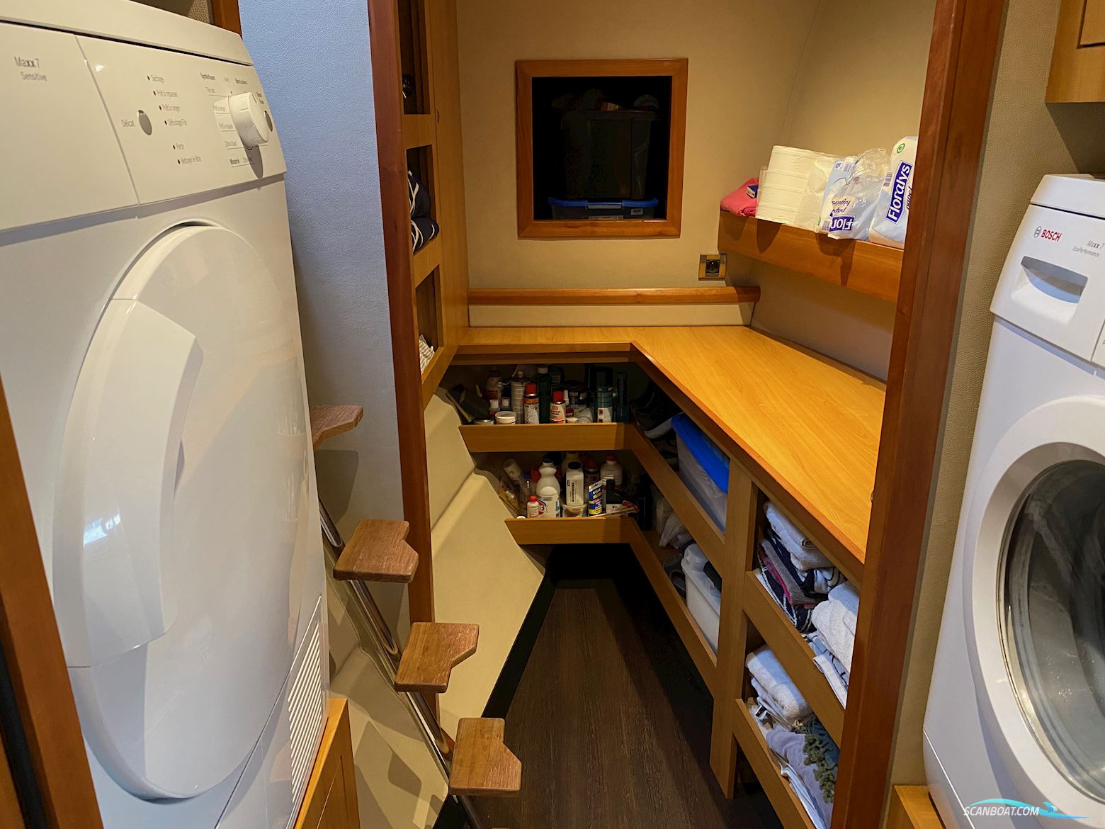 Fountaine Pajot Queensland 55