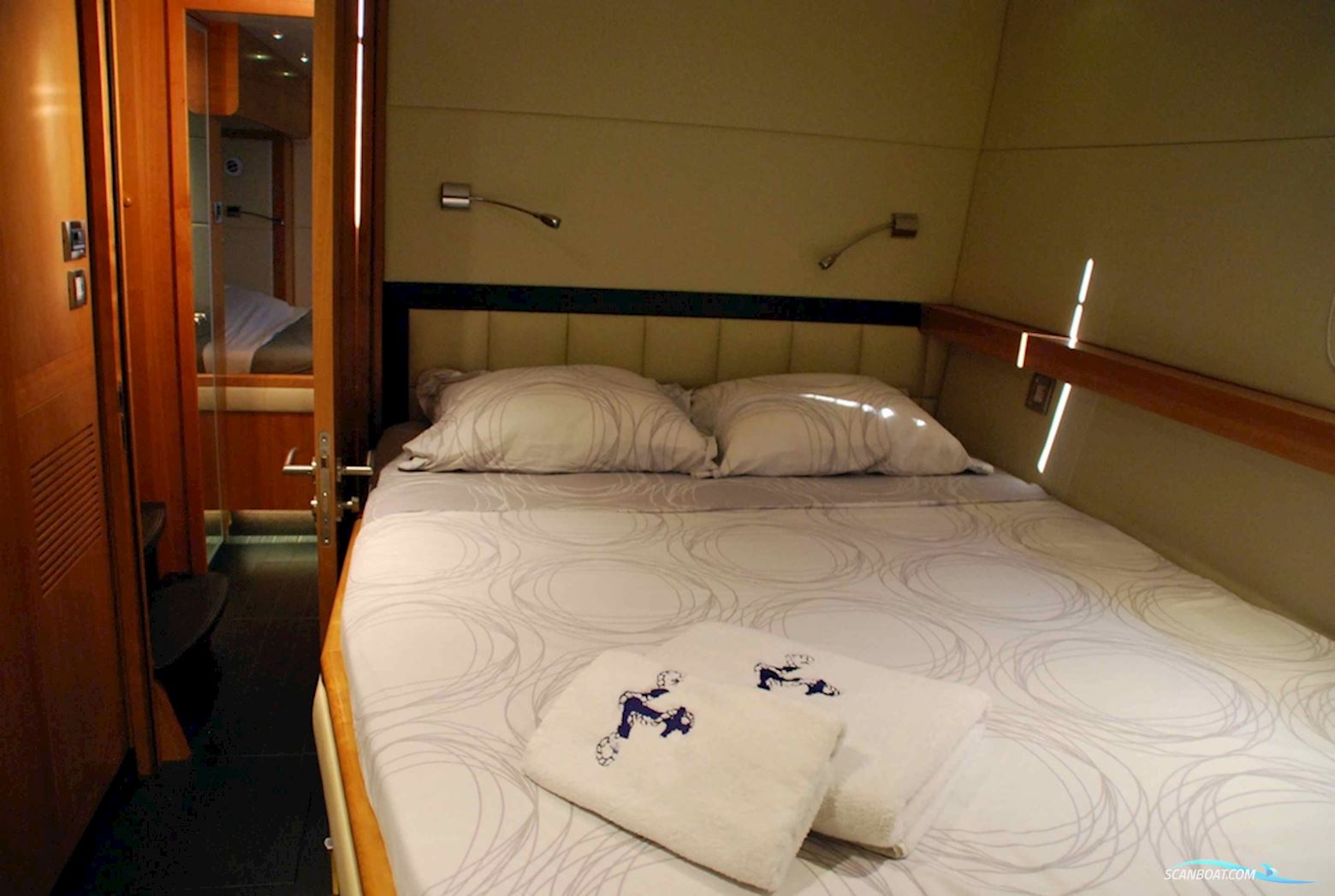 Fountaine Pajot Queensland 55