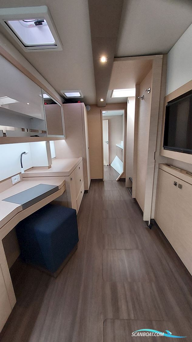 Fountaine Pajot Saona 47