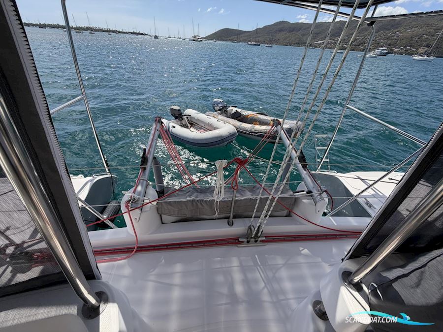 Fountaine Pakot Lavezii 40