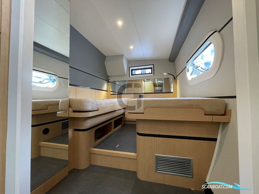 Ice Yachts ICE CAT 61