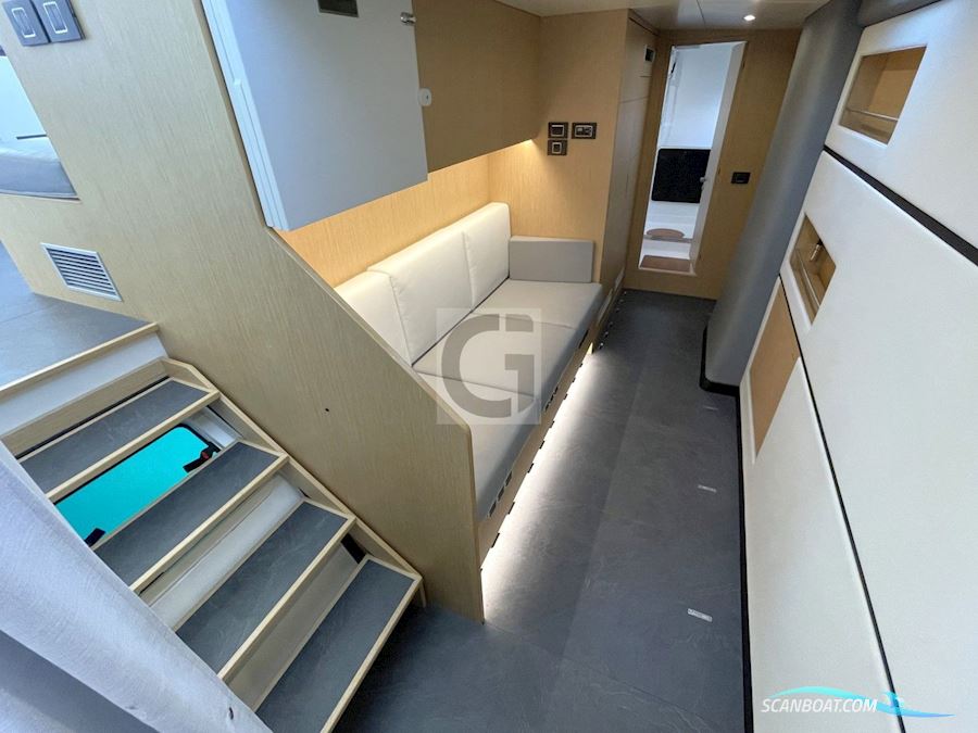Ice Yachts ICE CAT 61