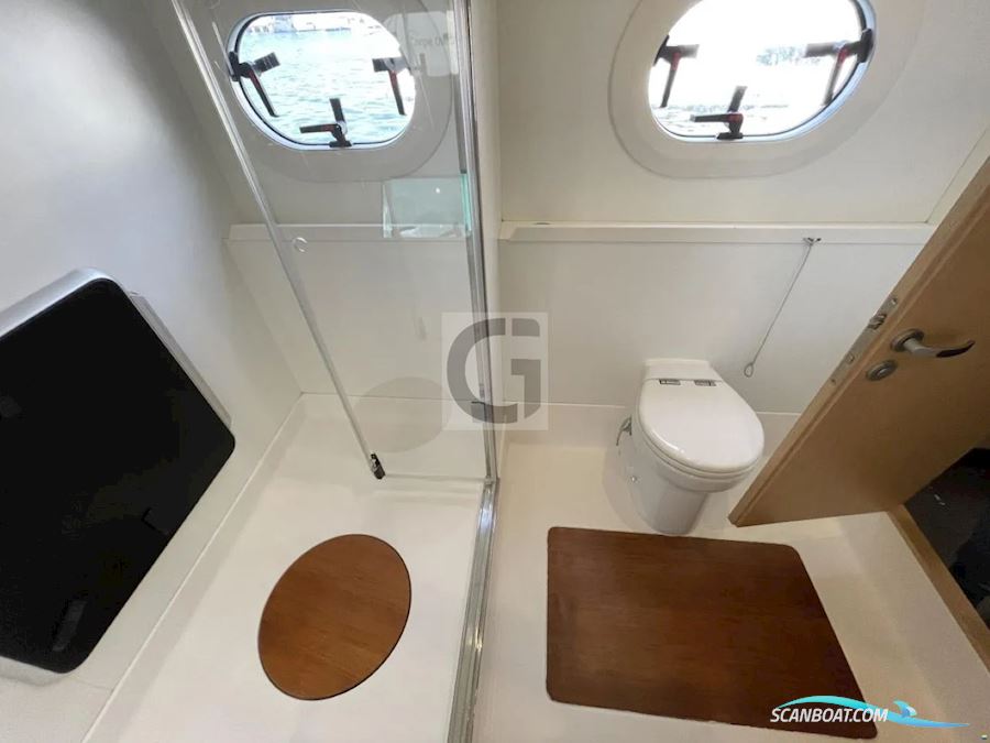 Ice Yachts ICE CAT 61