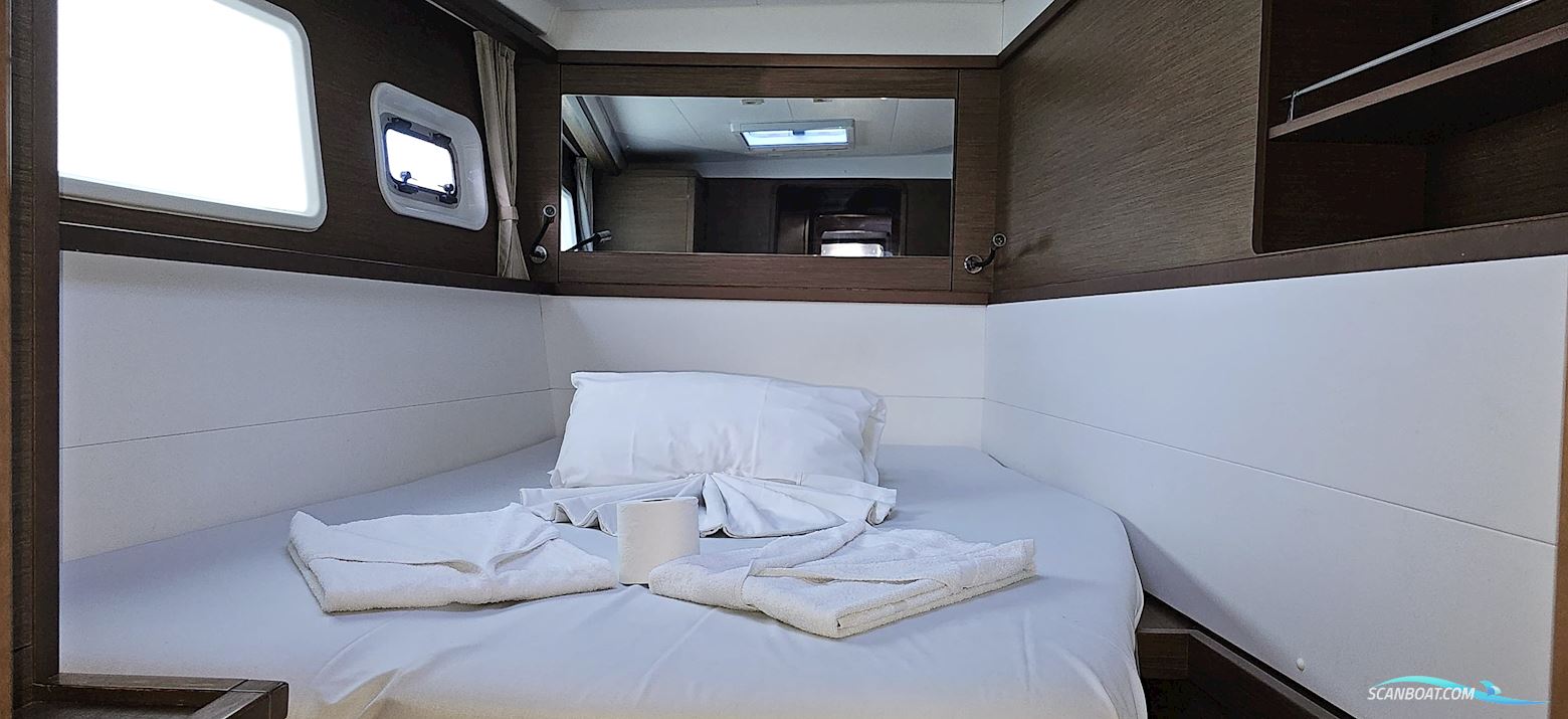 LAGOON  450