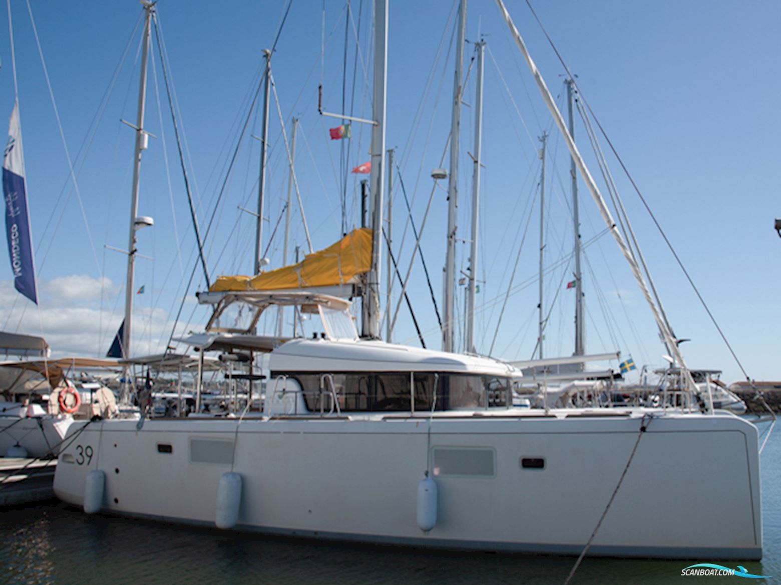 Lagoon 39 Multi hull boat 2013, with Yanmar 3YM30 engine, Portugal