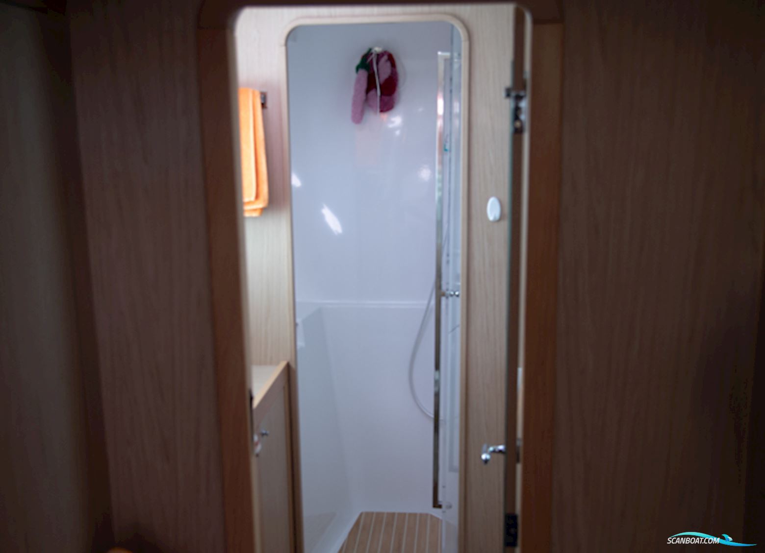Lagoon 39