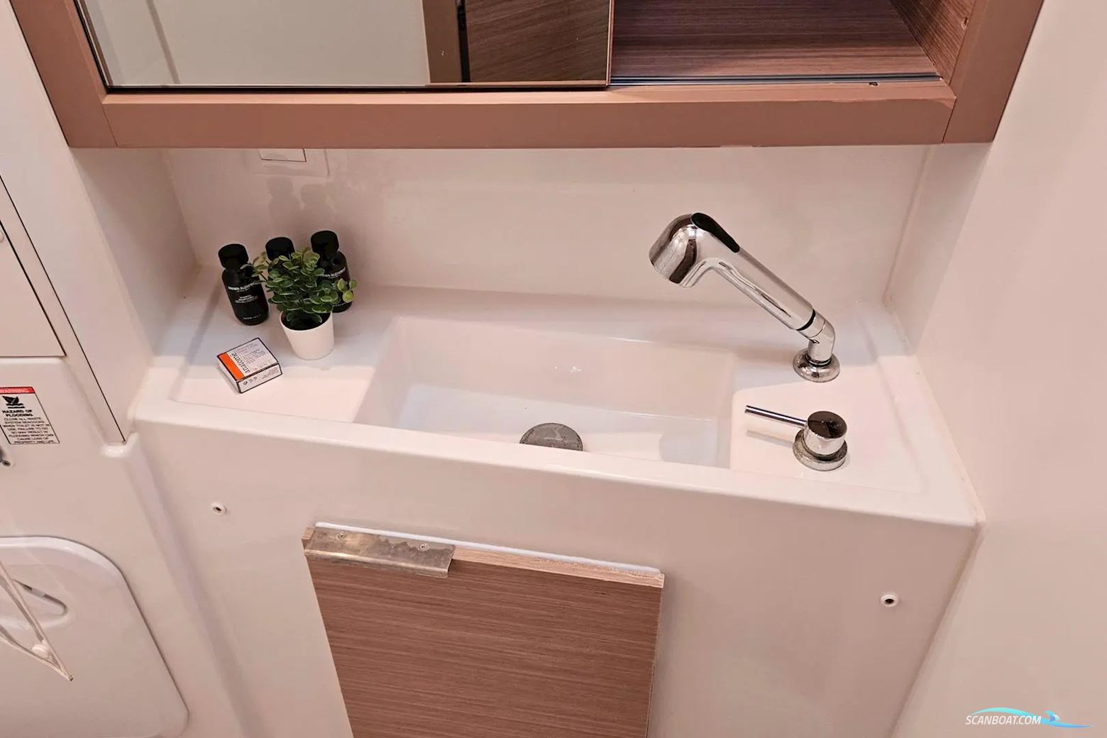 Lagoon 40