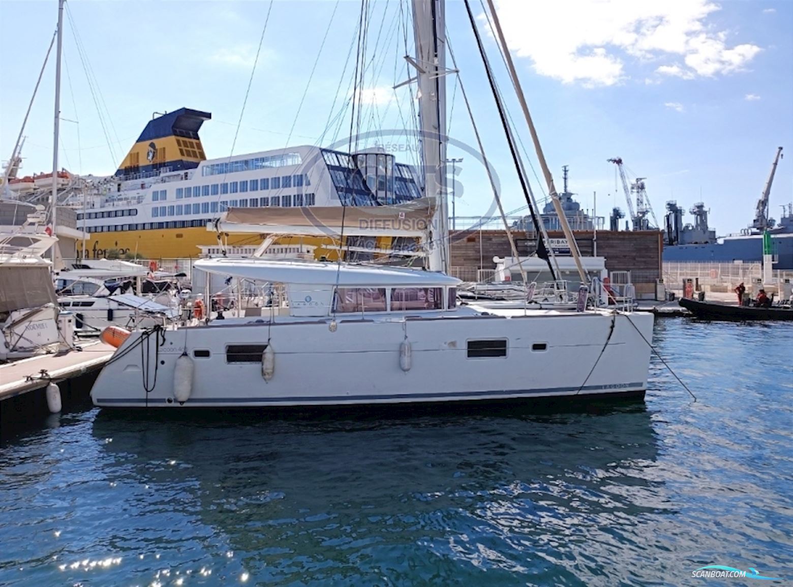 Lagoon 400