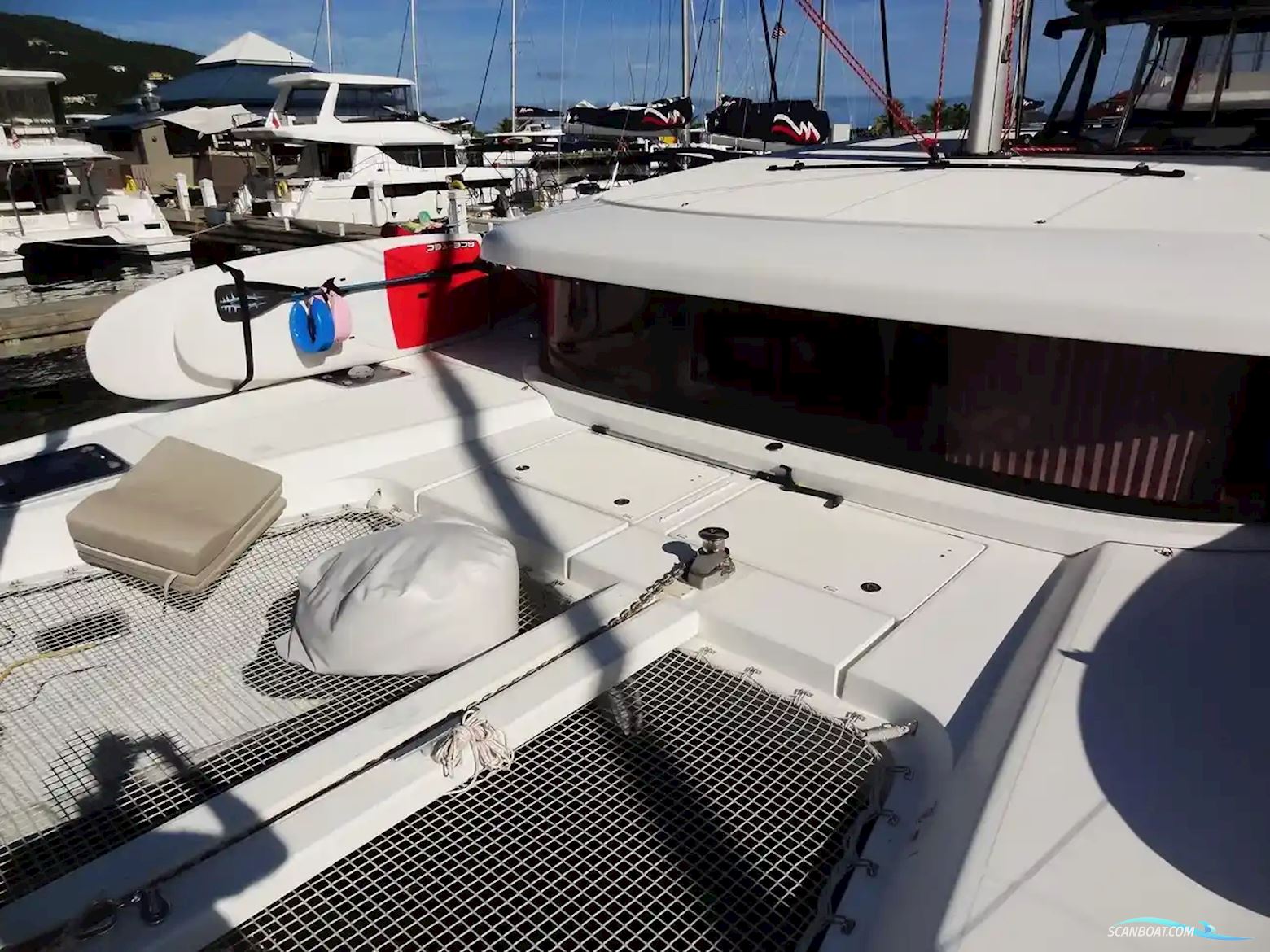 Lagoon 42