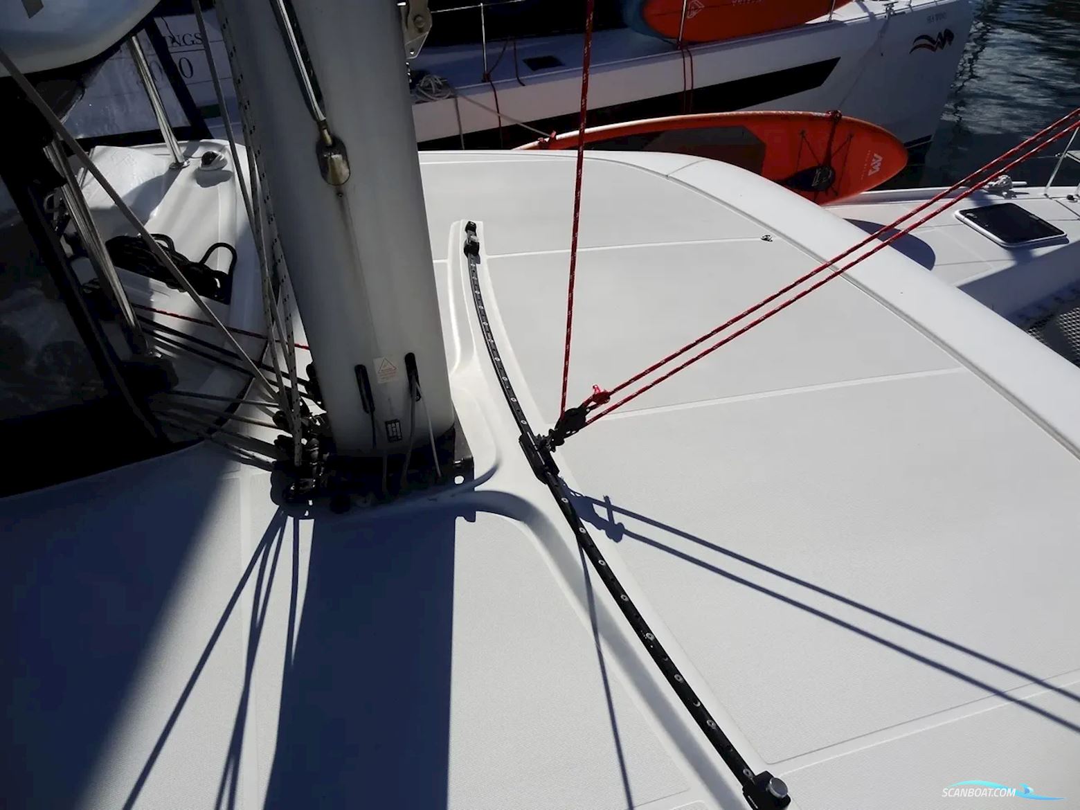 Lagoon 42