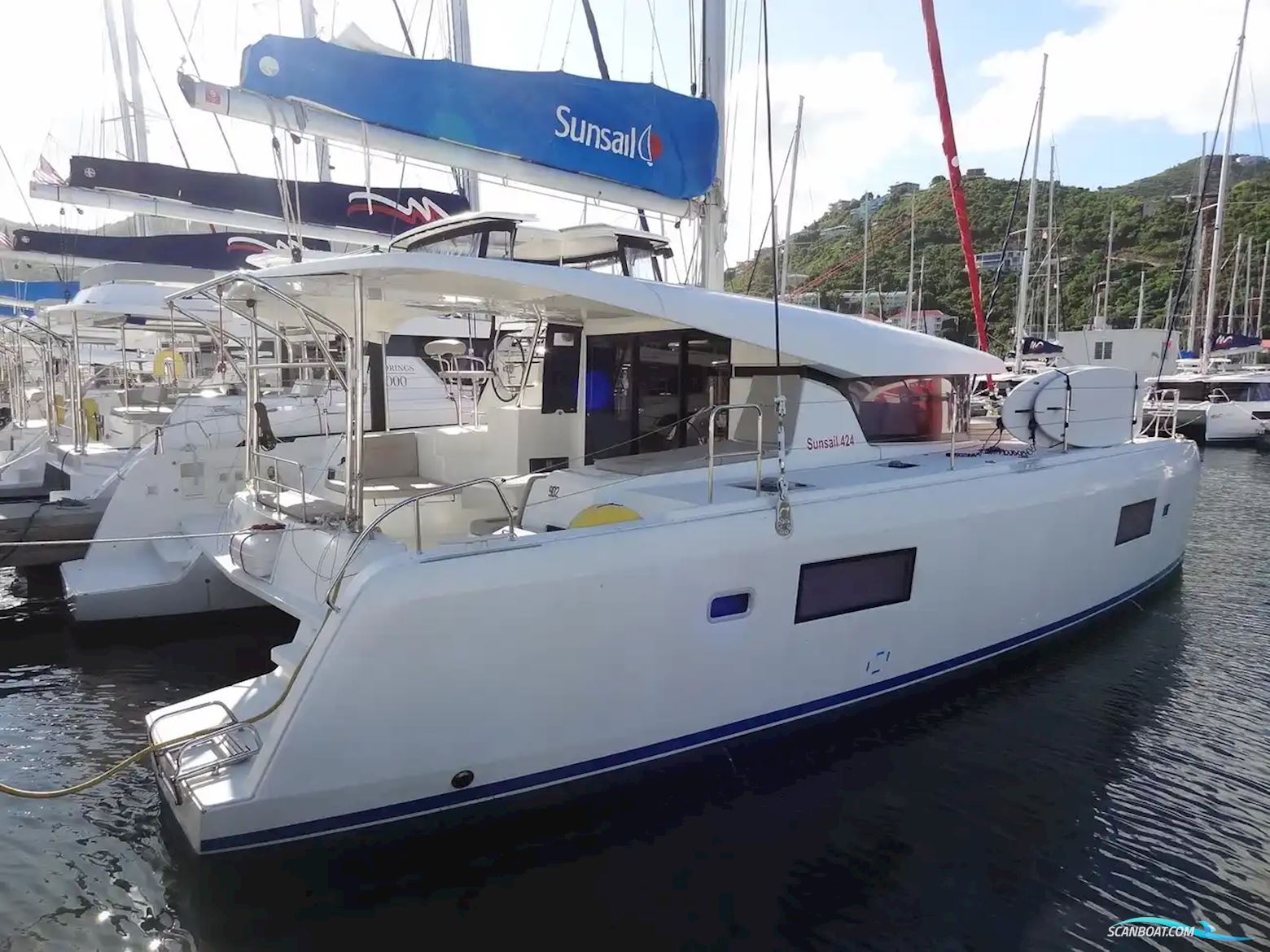 Lagoon 42