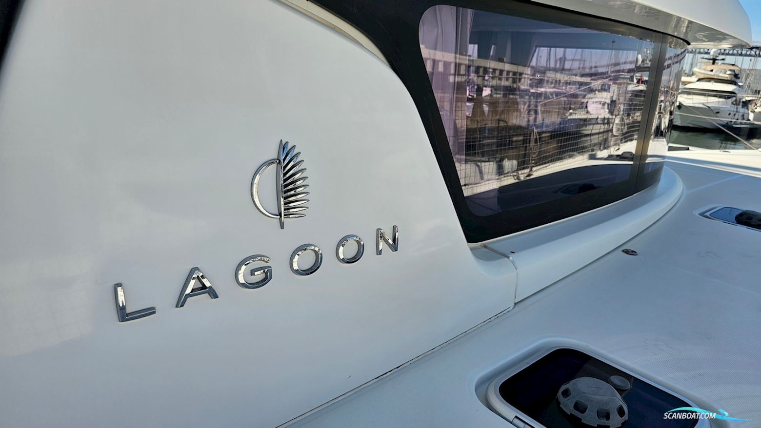 Lagoon 42
