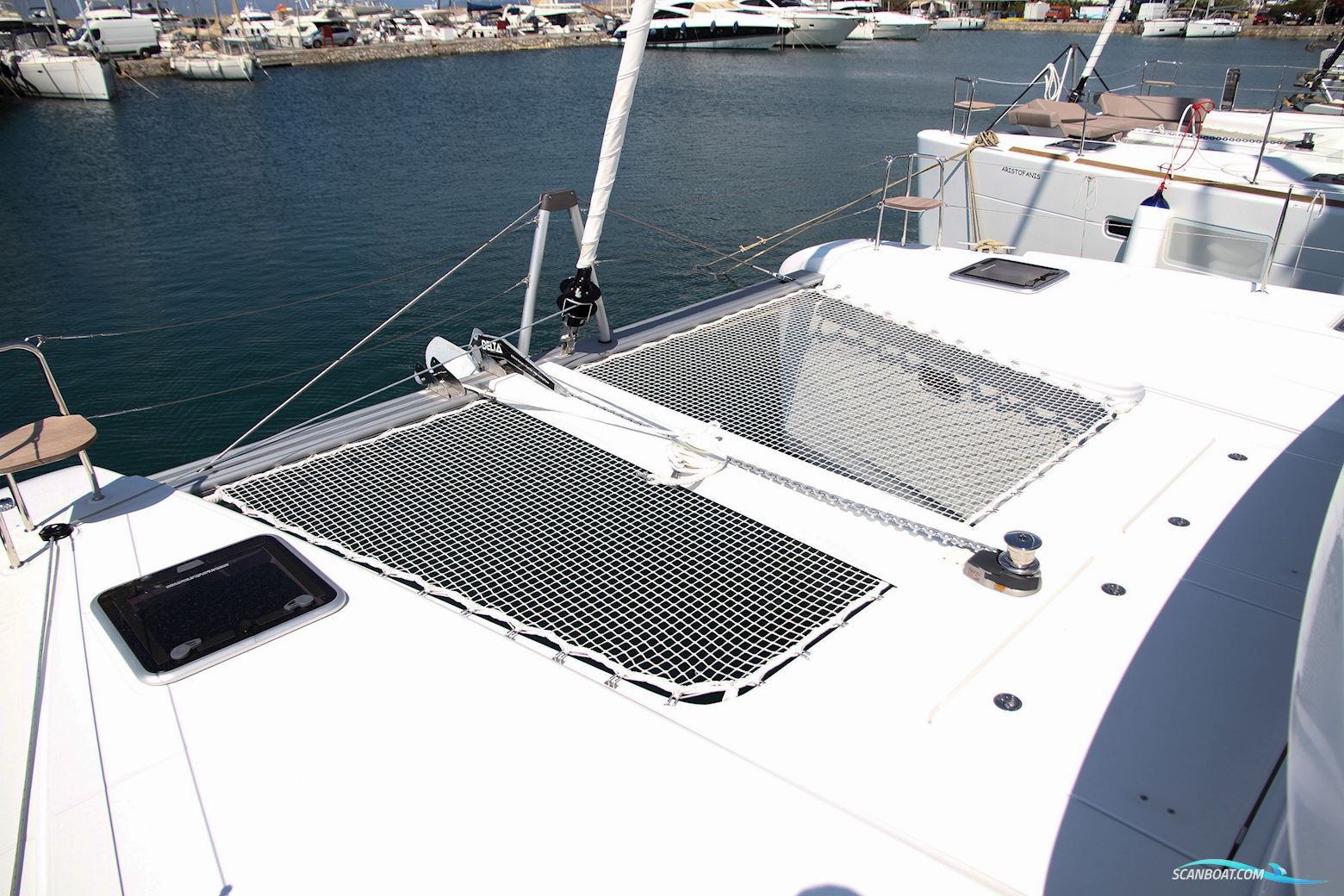 Lagoon 42