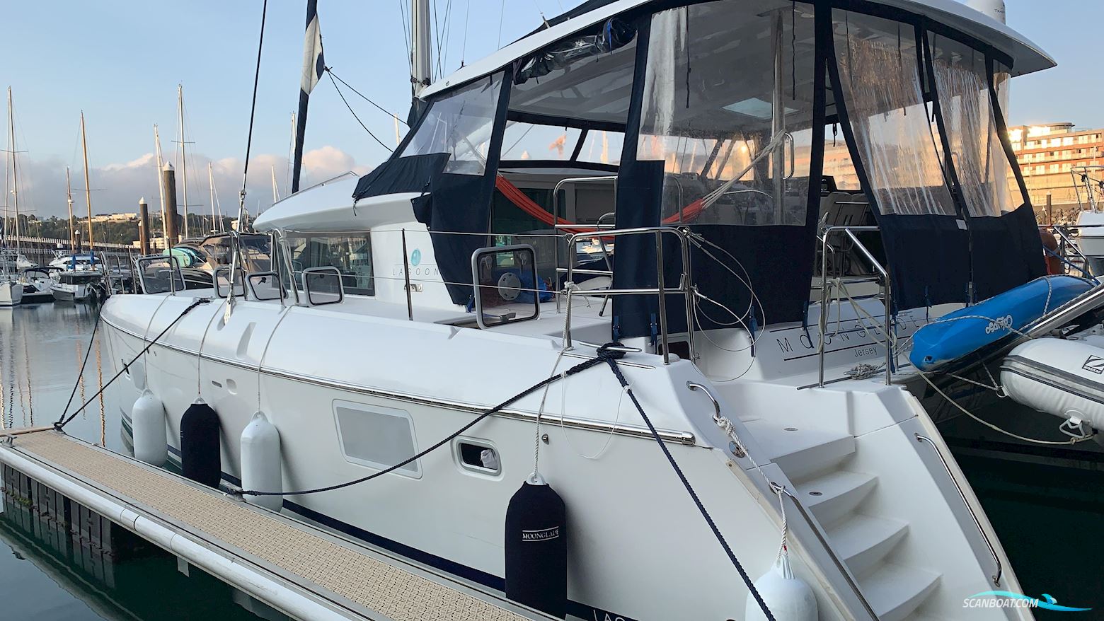 Lagoon 420 Multi hull boat 2007, with Yanmar engine, No country info