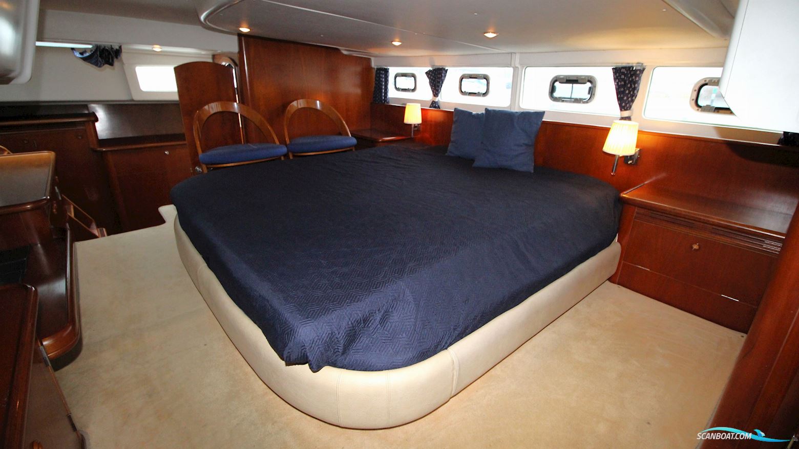 Lagoon 43 Power 3 Cabins