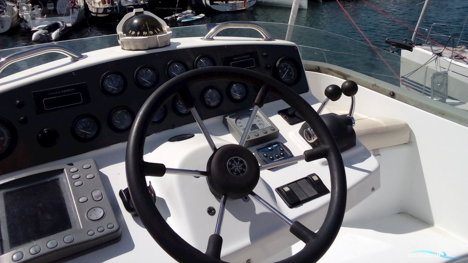 Lagoon 43 Power 3 Cabins