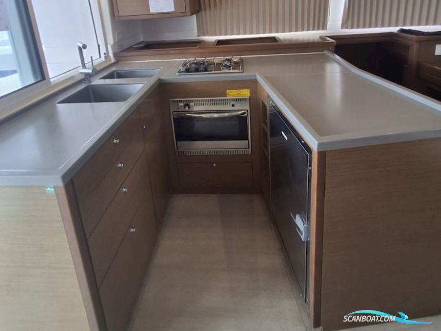 Lagoon 450 F