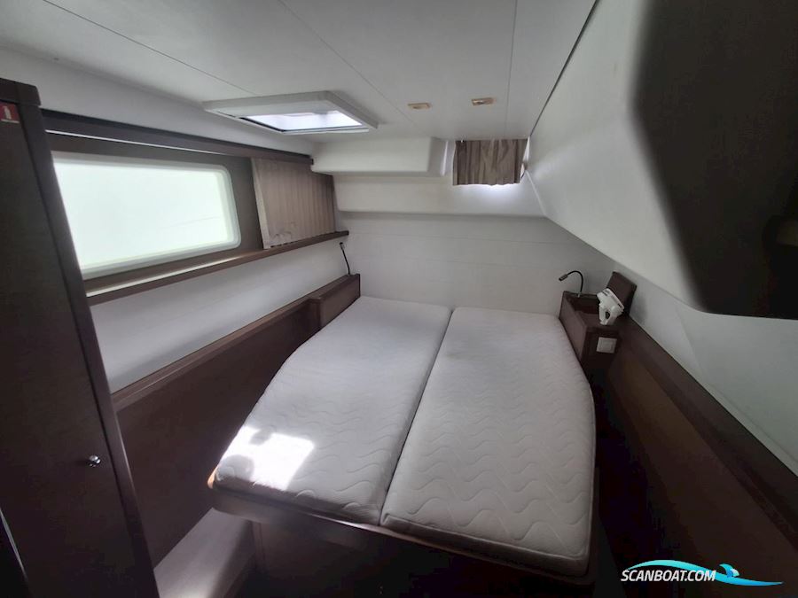 Lagoon 450 F