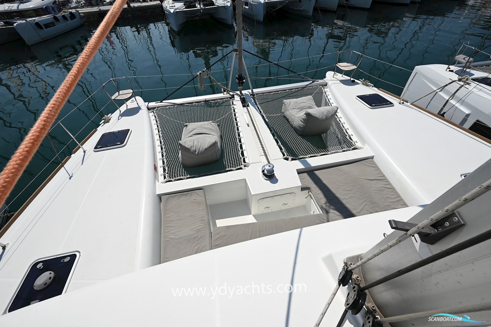 Lagoon 450 F