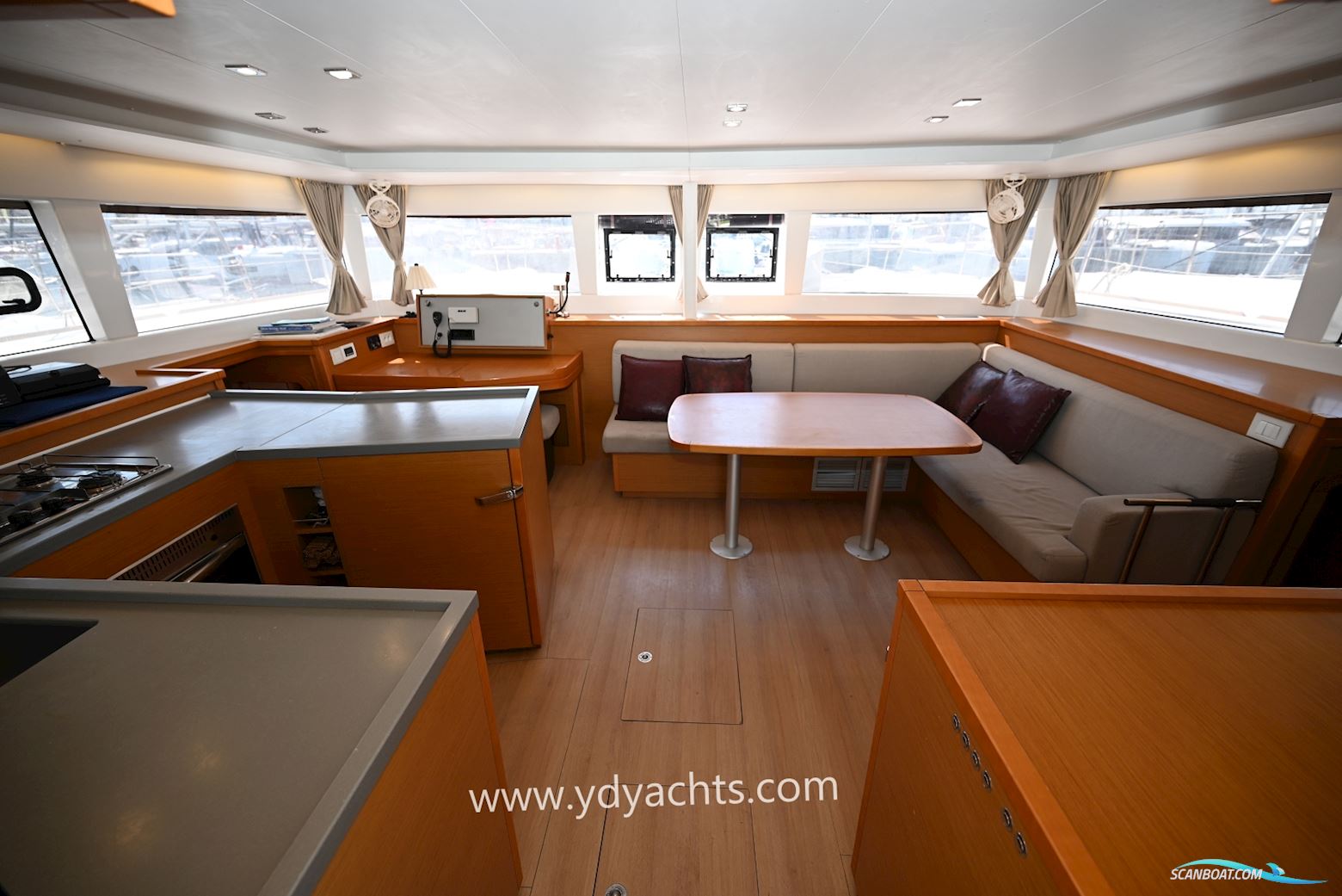 Lagoon 450 F