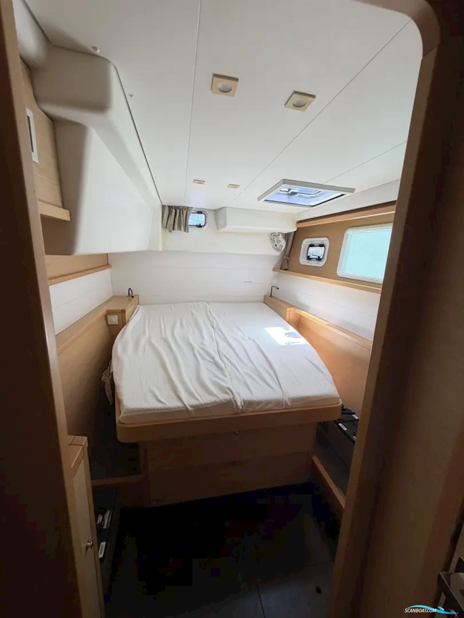 Lagoon 450 F