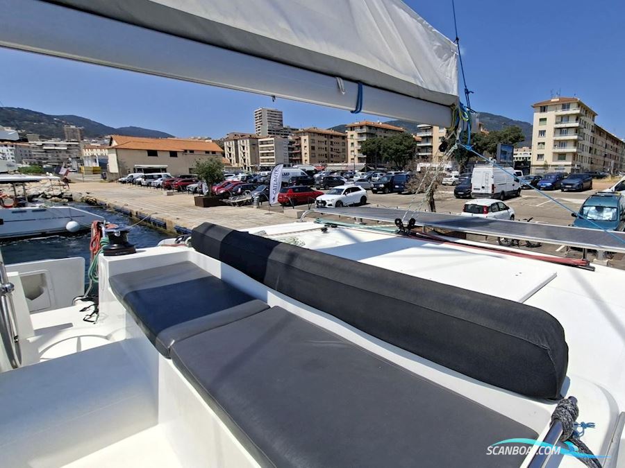 Lagoon 450 F