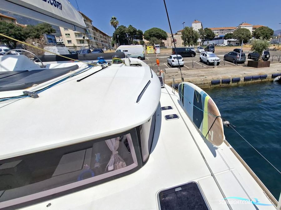 Lagoon 450 F