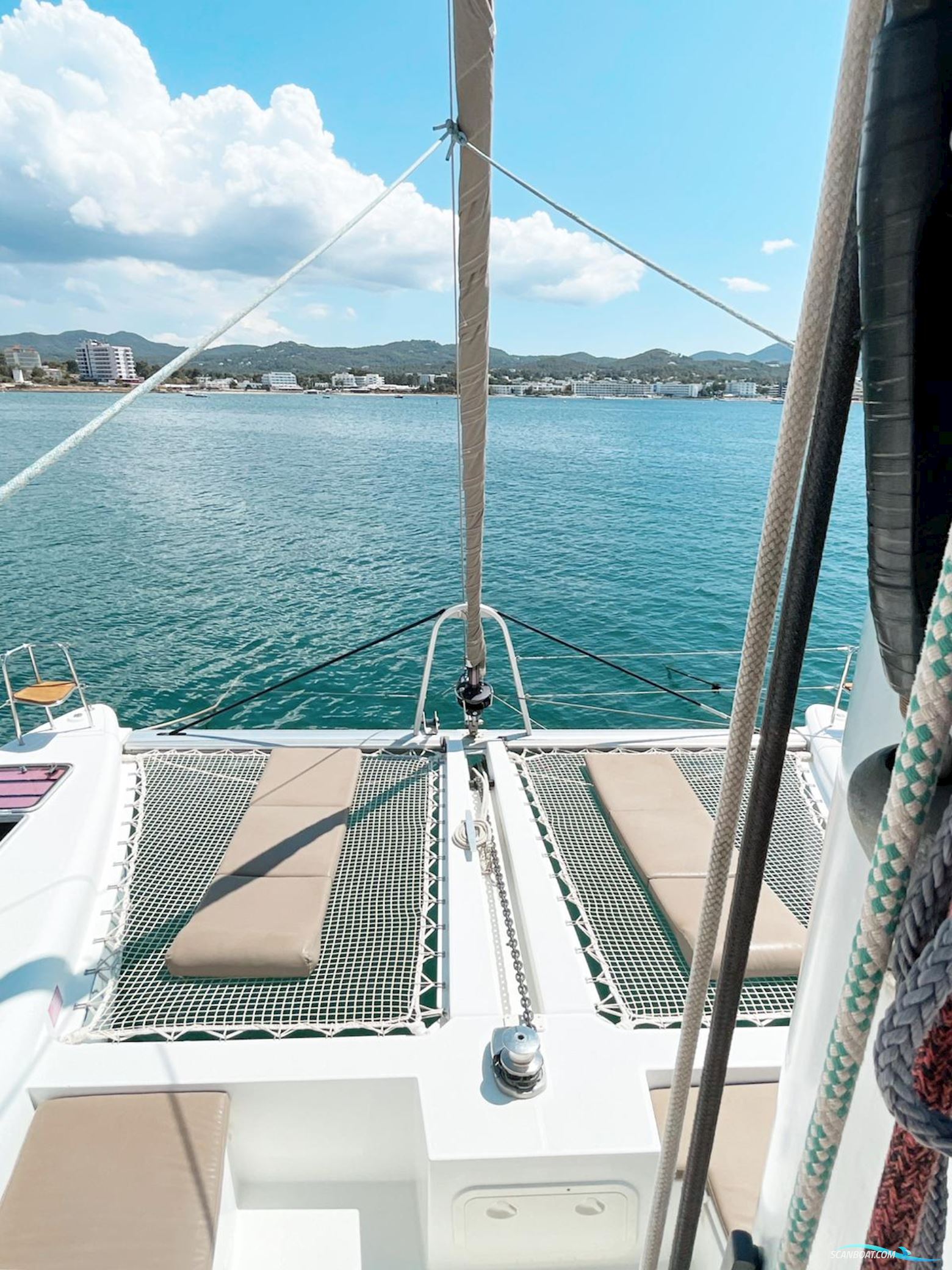 Lagoon 450 F