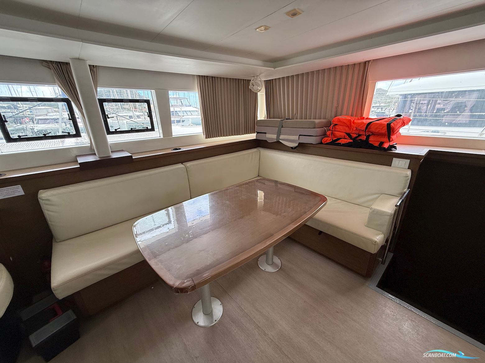 Lagoon 450