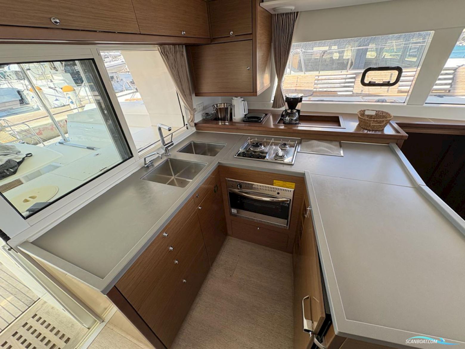 Lagoon 450