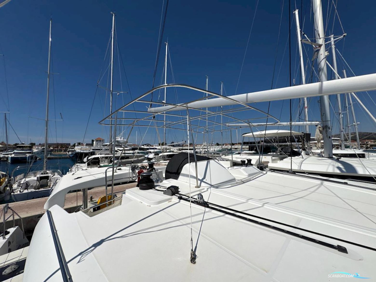 Lagoon 450