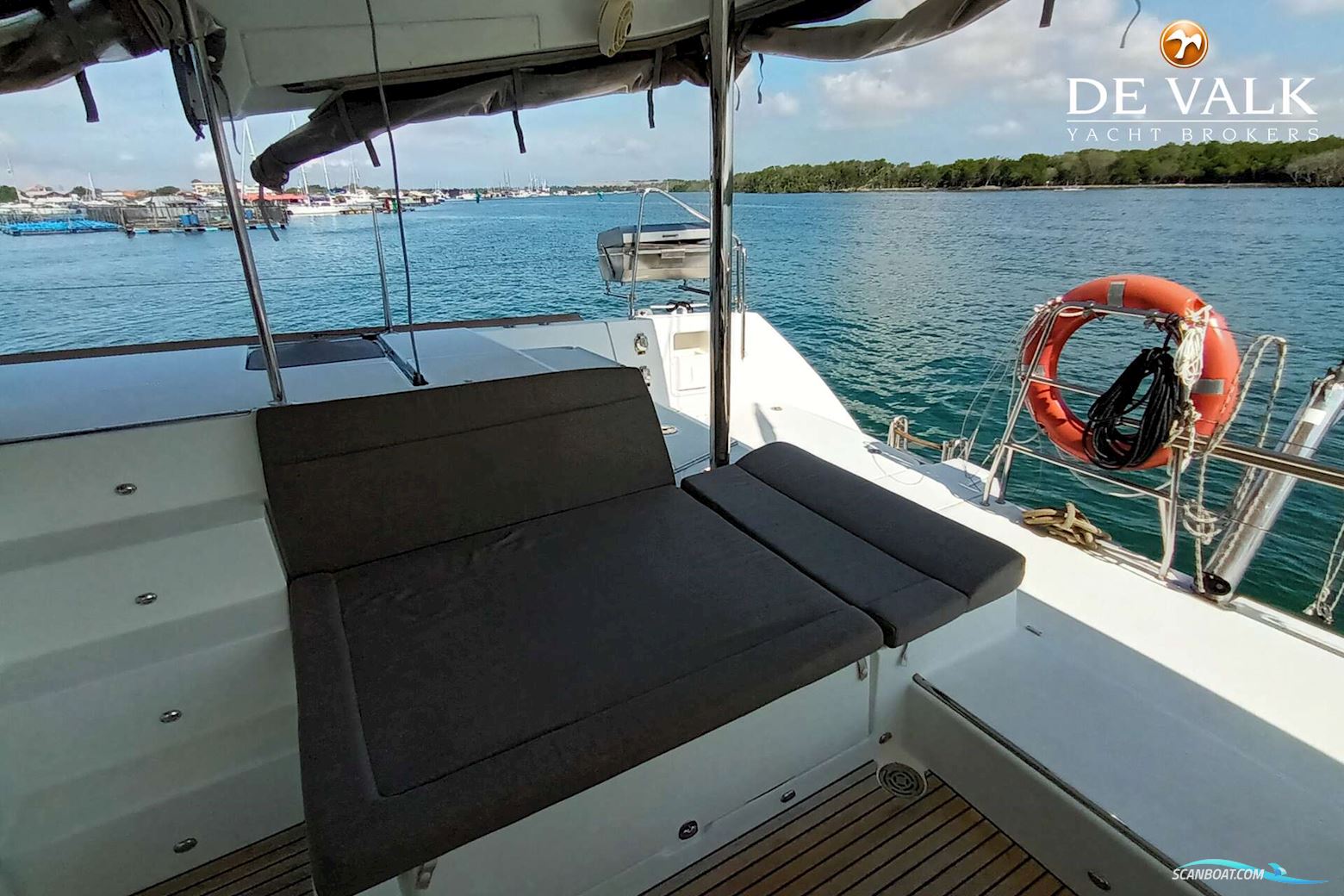 Lagoon 450