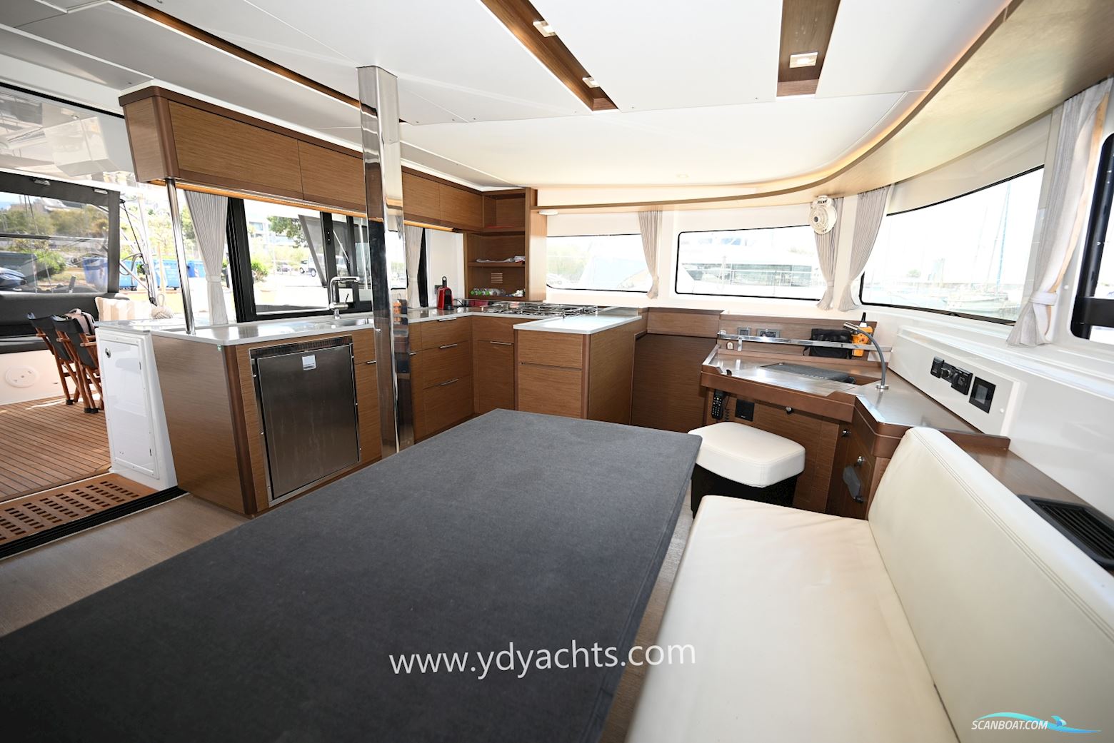 Lagoon 46