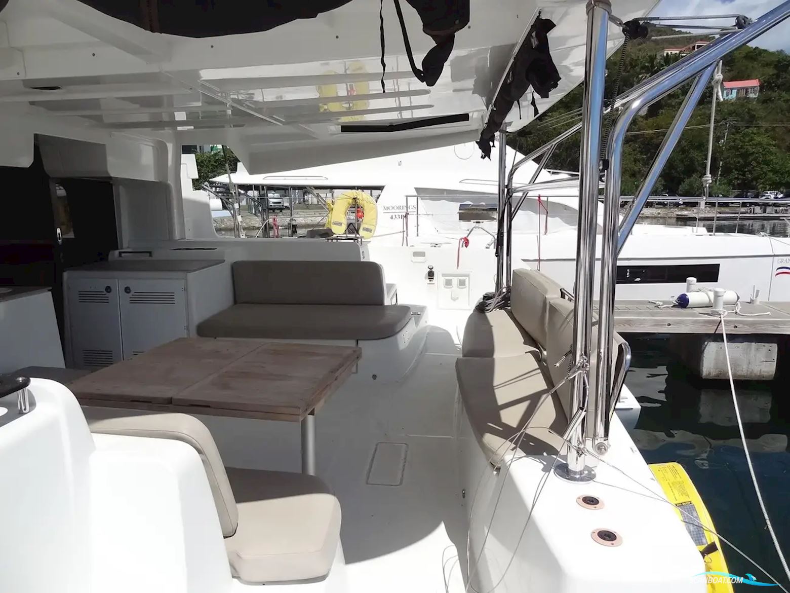 Lagoon 46