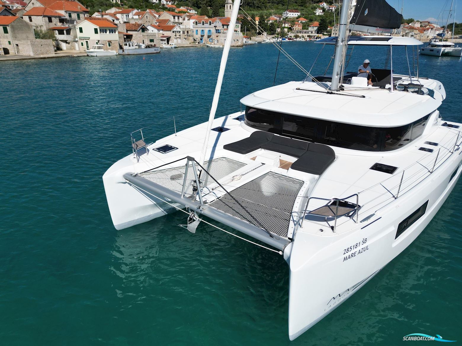 Lagoon 46