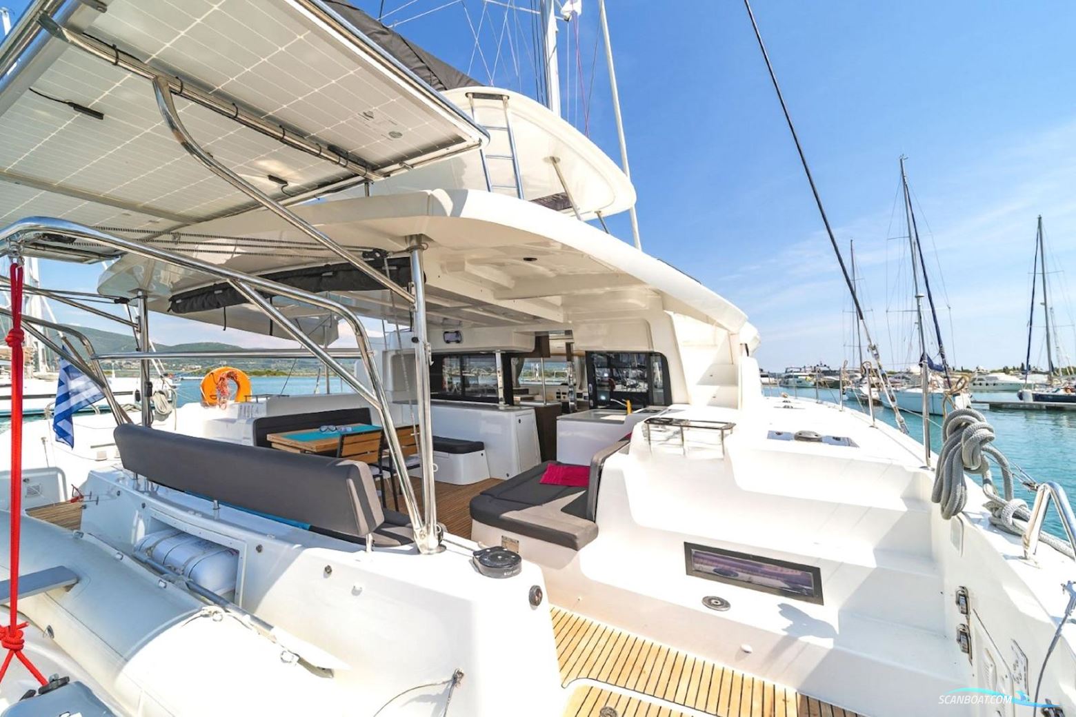 Lagoon 46