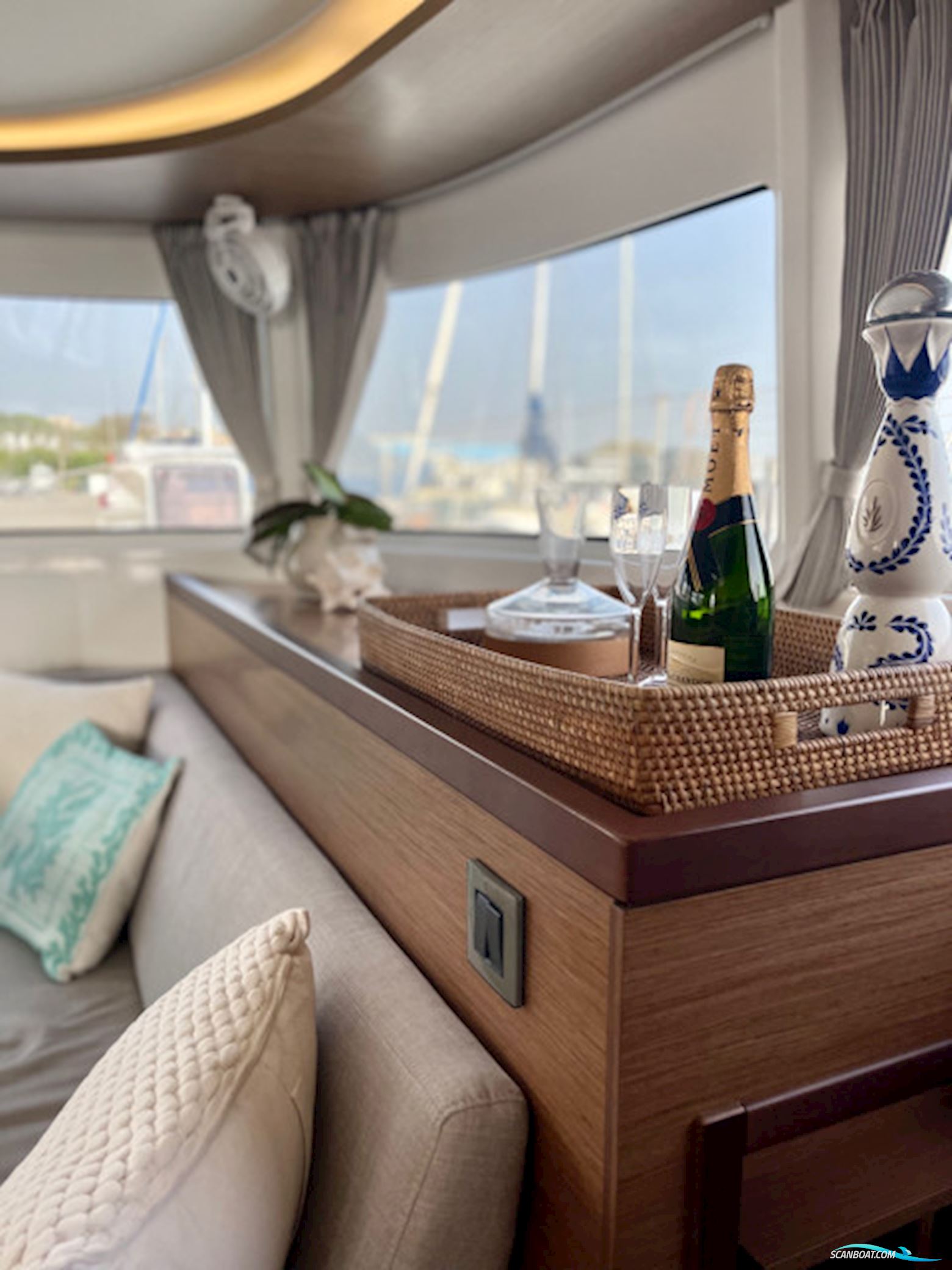 Lagoon 46
