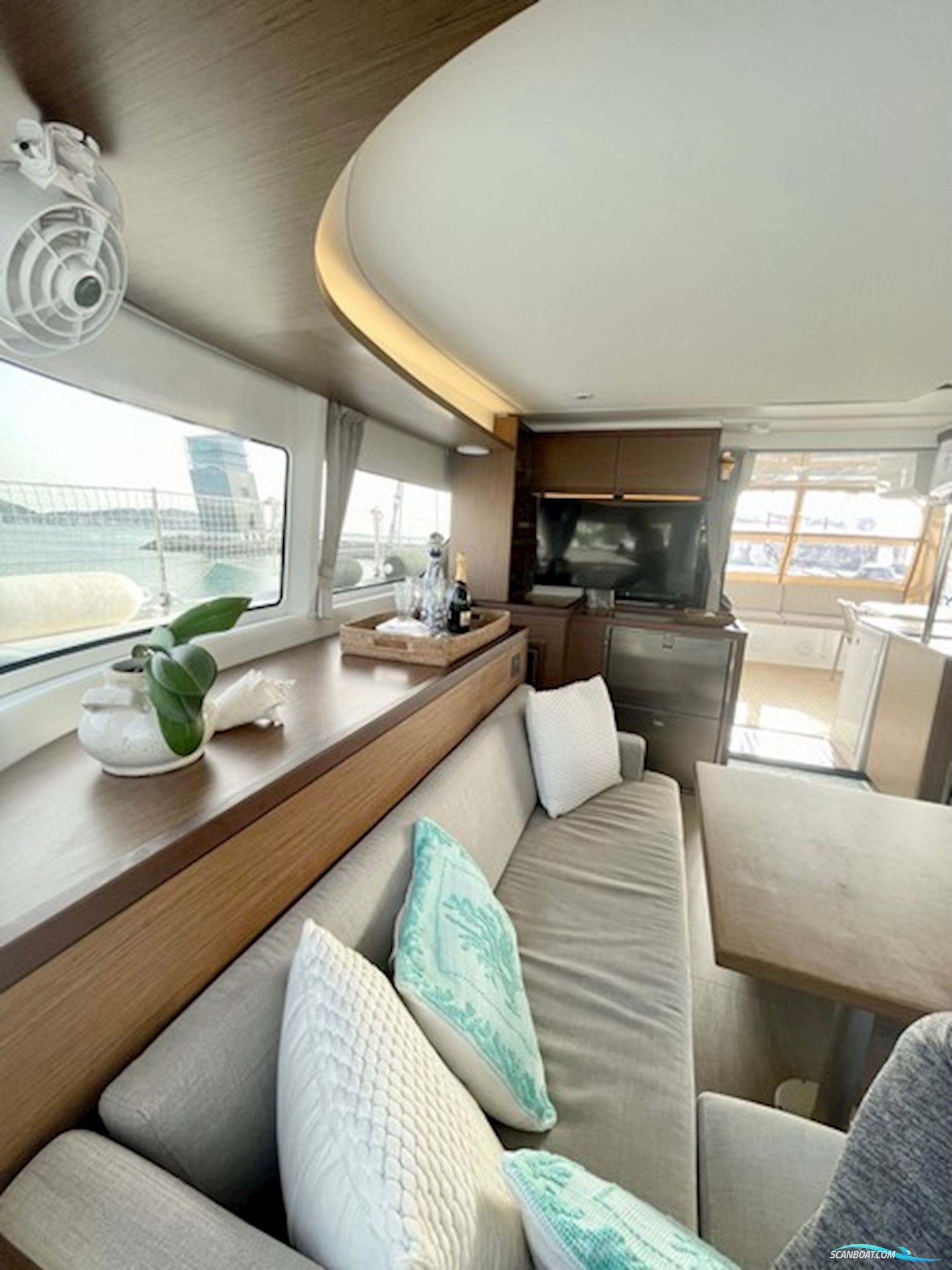 Lagoon 46