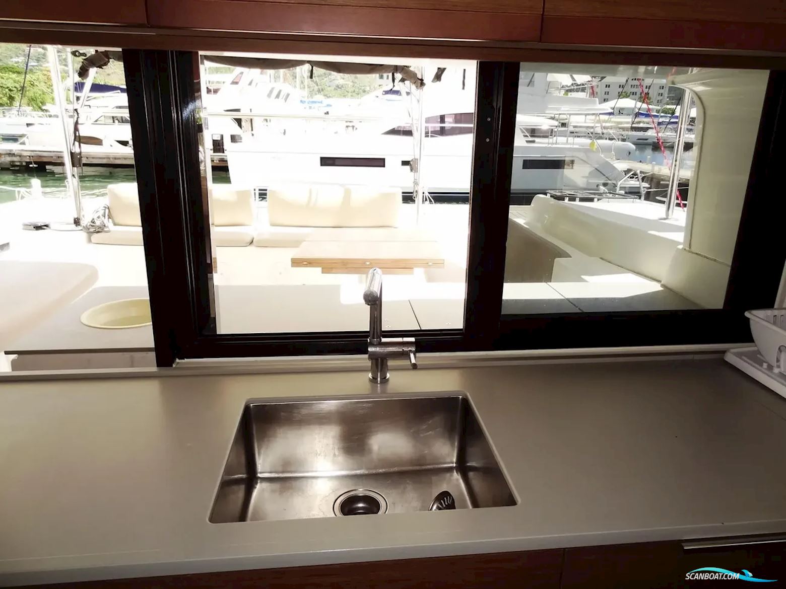 Lagoon 46